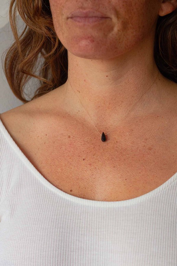 collar-piedra-onix-negro